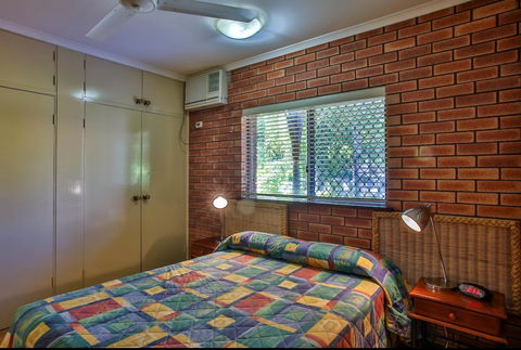 Bayside Holiday Apartments - Inverell Accommodation 1