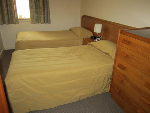 University House - ANU - Inverell Accommodation 36