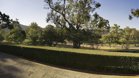 University House - ANU - Inverell Accommodation 21
