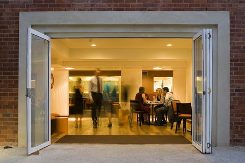 University House - ANU - Inverell Accommodation 25