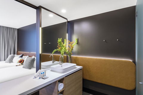 Vibe Hotel Canberra - Inverell Accommodation 16