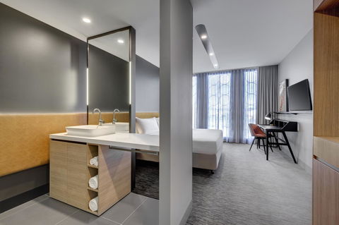 Vibe Hotel Canberra - Inverell Accommodation 43