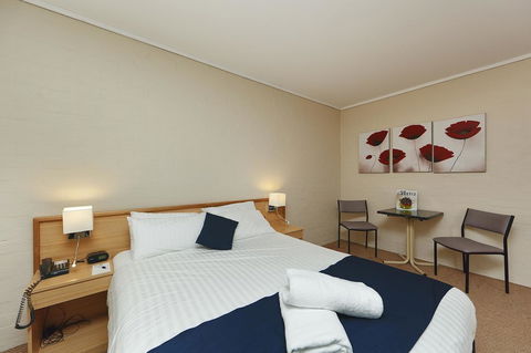 Ibis Styles Canberra - Inverell Accommodation 42
