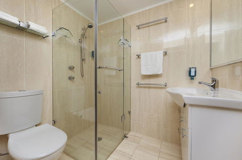 Ibis Styles Canberra - Inverell Accommodation 22