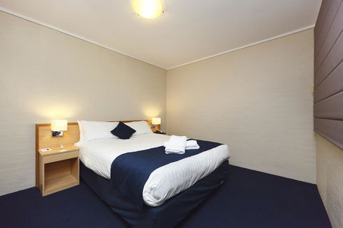 Ibis Styles Canberra - Inverell Accommodation 24