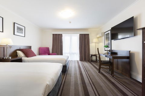 Mercure Canberra - Inverell Accommodation 10