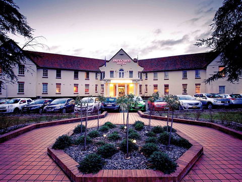 Mercure Canberra - Inverell Accommodation 0