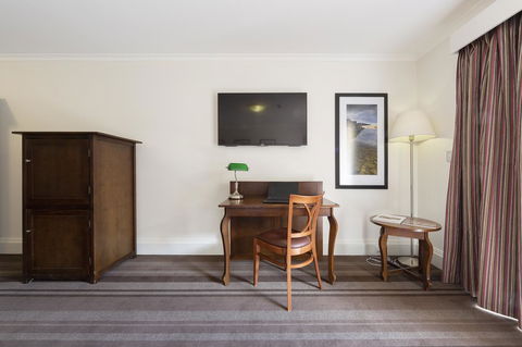 Mercure Canberra - Inverell Accommodation 12