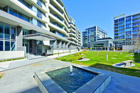 Realm Park 39 Barton ACT - Inverell Accommodation 26