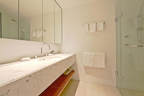 Realm Park 39 Barton ACT - Inverell Accommodation 10