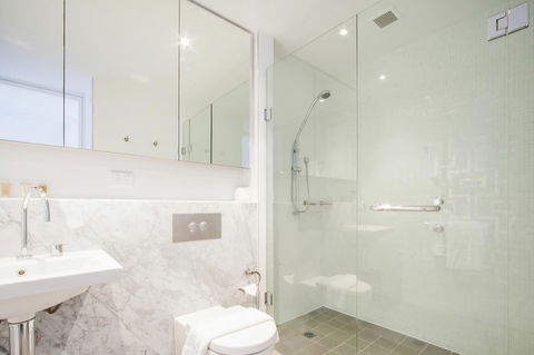 Realm Park 39 Barton ACT - Inverell Accommodation 42