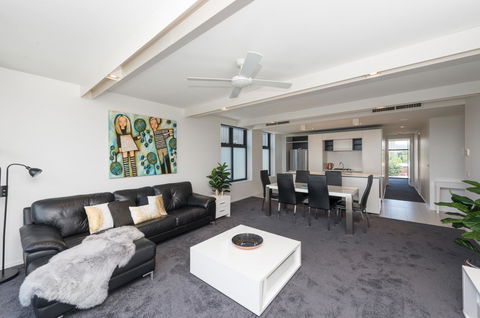 Dockside 4 Kingston ACT - Inverell Accommodation 6