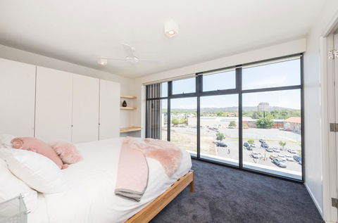 Dockside 4 Kingston ACT - Inverell Accommodation 2