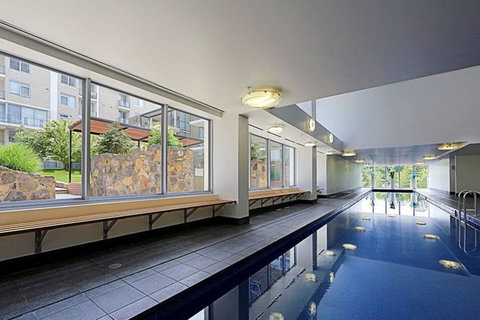 Spacious 1BR Stylish New Acton Apartment +Parking - Inverell Accommodation 25