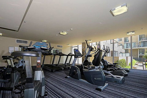 Spacious 1BR Stylish New Acton Apartment +Parking - Inverell Accommodation 19