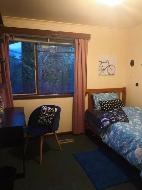 Space And Quiet Safe Room Canberra - Inverell Accommodation 0