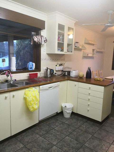 Space And Quiet Safe Room Canberra - Inverell Accommodation 8