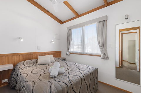 Port Broughton Tourist Park - Inverell Accommodation 15