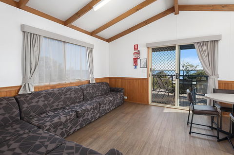 Port Broughton Tourist Park - Inverell Accommodation 13