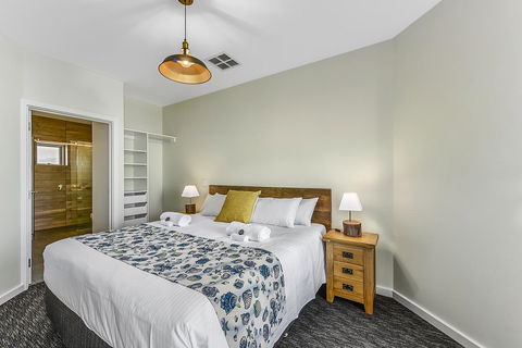 Bonnies Of Beachport - Inverell Accommodation 5