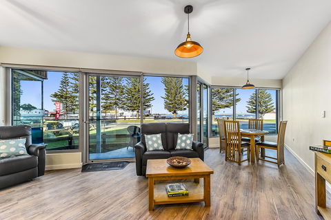 Bonnies Of Beachport - Inverell Accommodation 27