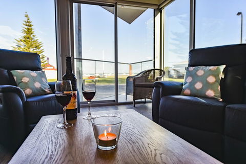 Bonnies Of Beachport - Inverell Accommodation 33