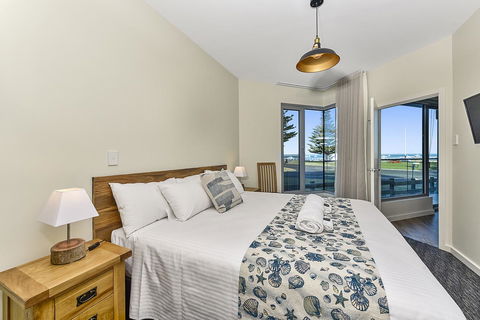 Bonnies Of Beachport - Inverell Accommodation 18