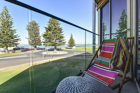Bonnies Of Beachport - Inverell Accommodation 35