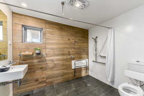 Bonnies Of Beachport - Inverell Accommodation 30