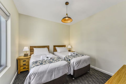 Bonnies Of Beachport - Inverell Accommodation 39