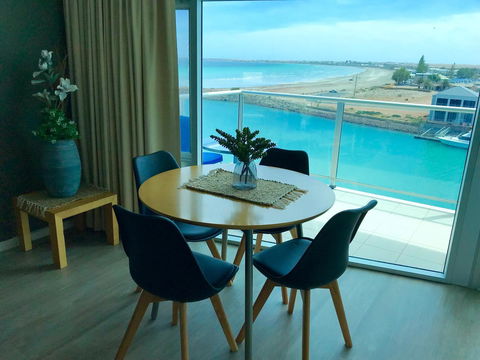 Ocean View Luxury Apartment & Suite - Inverell Accommodation 21