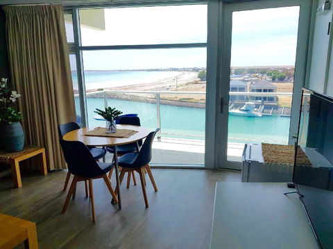 Ocean View Luxury Apartment & Suite - Inverell Accommodation 5