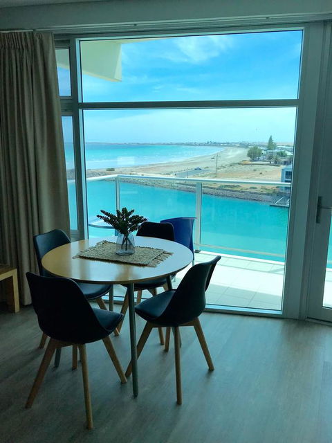 Ocean View Luxury Apartment & Suite - Inverell Accommodation 22
