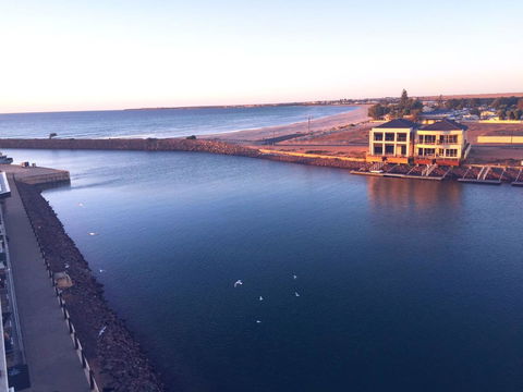 Wallaroo Marina Luxury Apartment - Inverell Accommodation 25