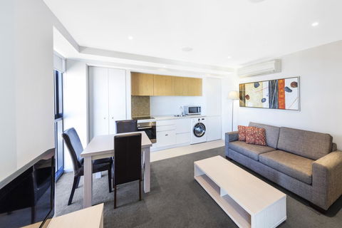 IStay Precinct Adelaide - Inverell Accommodation 13