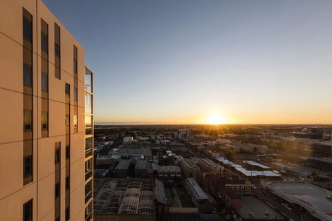 IStay Precinct Adelaide - Inverell Accommodation 6