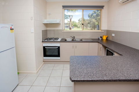 Discovery Parks - Lake Bonney - Inverell Accommodation 13