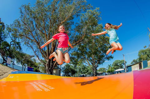 Discovery Parks - Lake Bonney - Inverell Accommodation 35
