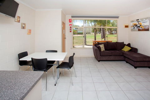 Discovery Parks - Lake Bonney - Inverell Accommodation 10