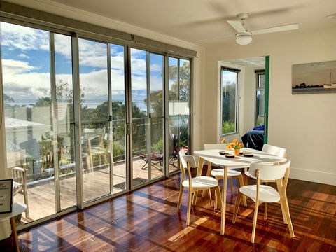 Sunrise On Falie Seaview Eco Accommodation - Inverell Accommodation 5