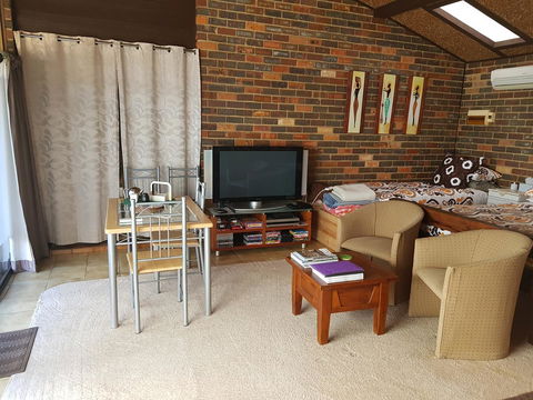Three Linden - Inverell Accommodation 2