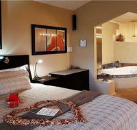 Romantic Getaways at Riverview Rise Retreats - Inverell Accommodation