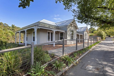 Grandview Accommodation - The Elm Tree Apartments - Inverell Accommodation 29