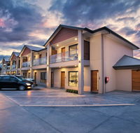Renmark Holiday Apartment - Inverell Accommodation