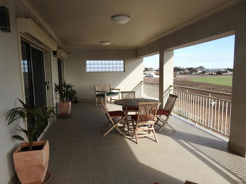 Rezare House Bed & Breakfast - Inverell Accommodation 18