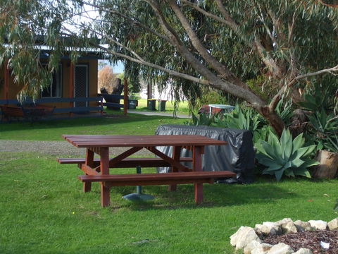 Casuarina Coastal Units - Inverell Accommodation 17