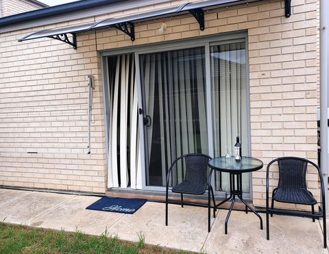 Explore Adelaide, Gawler, The Barossa And Clare Valleys All-in-one - Inverell Accommodation 14