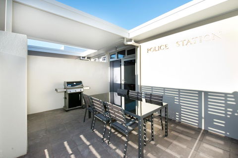Loxton Courthouse Apartments - Inverell Accommodation 22