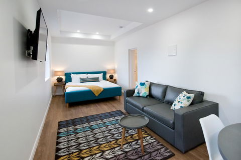 Loxton Courthouse Apartments - Inverell Accommodation 1