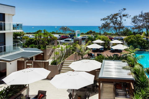 Bayview Beachfront Apartments, In Town Right On The Beach - Inverell Accommodation 11